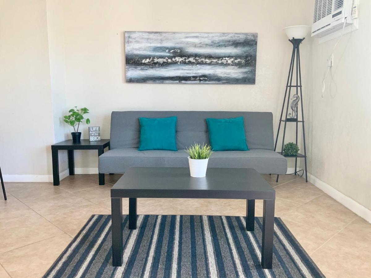 Hollywood Beach Apartments - Walk To The Beach 外观 照片